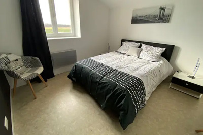 Chambre Noire et Blanche avec salle de bain privée